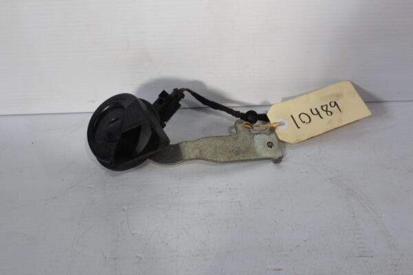Audi 8V A3 S3 Horn with Bracket 8V0 951 230 D, 5Q0 951 221 F