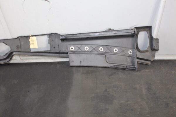 Audi 8R Q5 SQ5 Windscreen Cowel Bulkhead Panel 8R2819447C, 8R2819447
