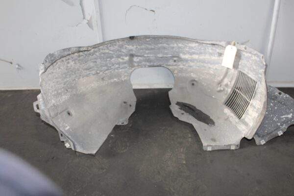 Audi 8V A3 Front Right Driver Fender Liner 8V5 821 172