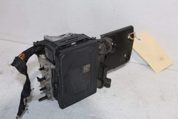 Audi A3 S3 / Volkswagen Golf Mk7 ABS Pump Unit Module 3Q0 907 379 F