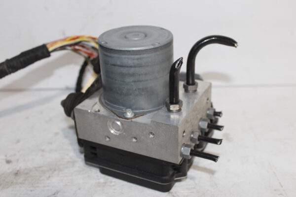 Audi 8R Q5 SQ5 ABS Control Unit Pump Module 8R0 907 379 AP