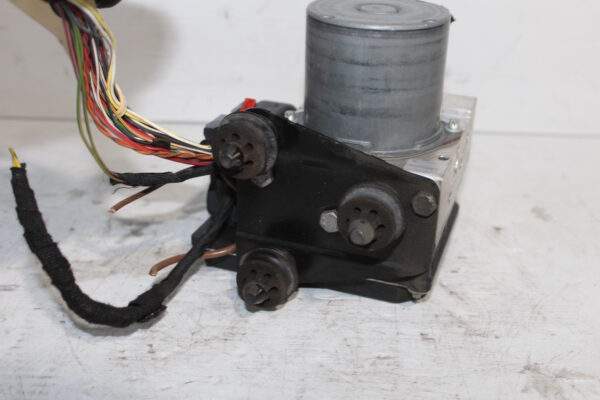 Audi 8R Q5 SQ5 ABS Control Unit Pump Module 8R0 907 379 AP