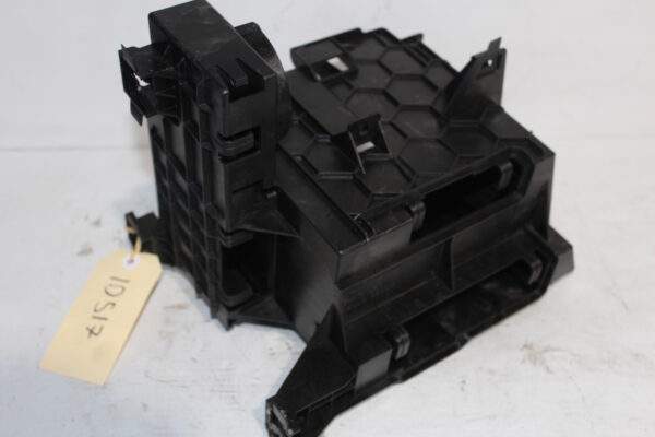 Audi 8V A3 S3 RS3 Control Unit Retainer 8V5 907 471