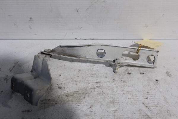Audi 8R Q5 SQ5 Left Passenger Bonnet Hood Hinge 8R0 823 301 A