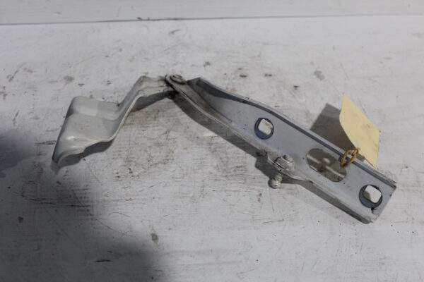 Audi 8R Q5 SQ5 Left Passenger Bonnet Hood Hinge 8R0 823 301 A