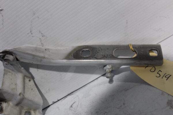 Audi 8R Q5 SQ5 Right Driver Bonnet Hood Hinge 8R0 823 302 A