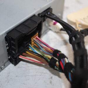 Volkswagen Audi MMi Radio Control Unit 4G0 035 056 J - Image 3