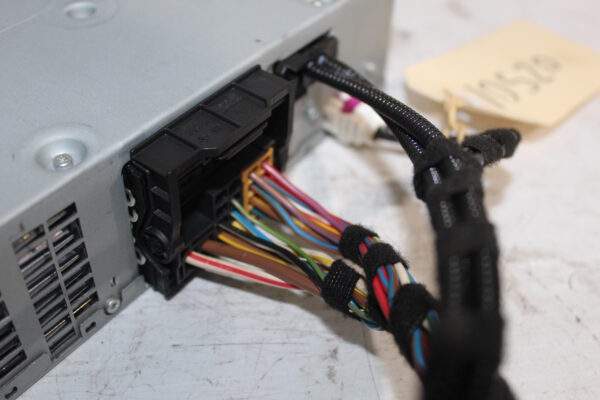 Volkswagen Audi MMi Radio Control Unit 4G0 035 056 J