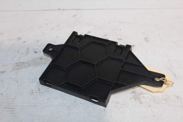Audi 8R Q5 SQ5 Control Unit Mount Bracket 8R0 907 371
