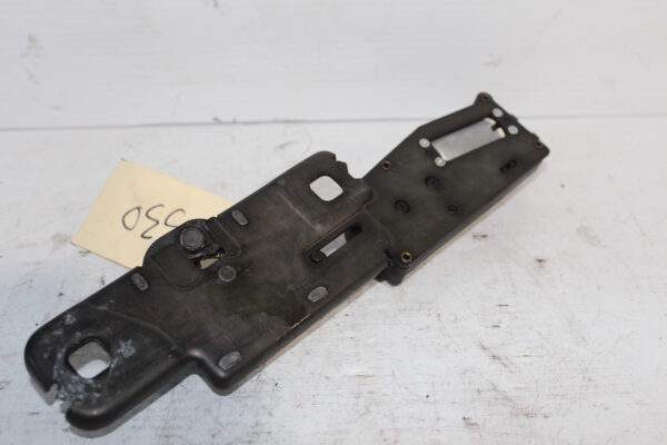 Audi 8R Q5 SQ5 Boot Tailgate Lock Striker Plate 4F9 827 383 G