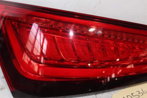 Audi 8R Q5 SQ5 Rear Left Passenger Tail Light Lamp LED 8R0 945 093 C
