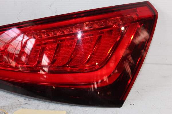 Audi 8R Q5 SQ5 Rear Right Driver Tail Light Lamp LED 8R0 945 094 C