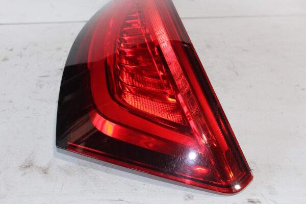 Audi 8R Q5 SQ5 Rear Right Driver Tail Light Lamp LED 8R0 945 094 C