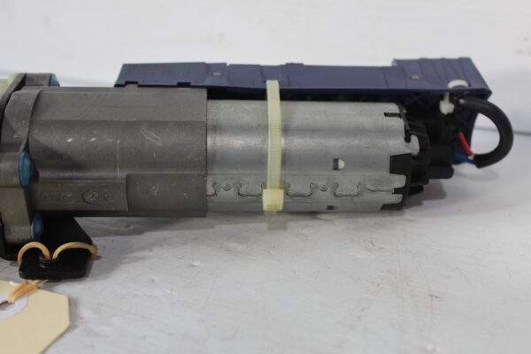 Audi 8R Q5 Q5 Electric Tailgate Power Lift Motor Actuator RIGHT 8R0 827 852