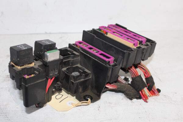 Audi 8R Q5 SQ5 Interior Fuse Box Holder Assembly 8K0 971 845 A