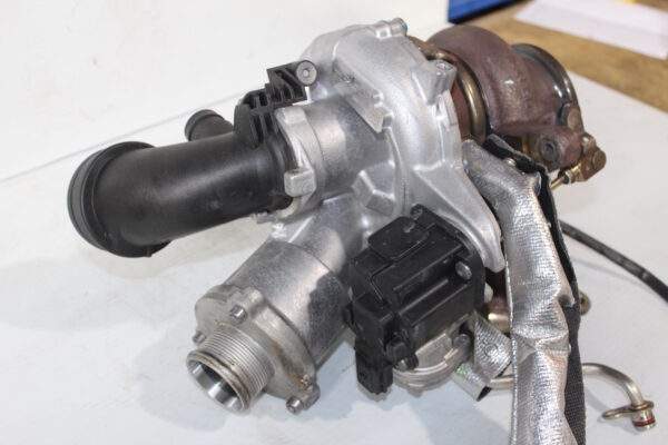 Audi 8V S3 TTS / Volkswagen Mk7 Golf R is38 Turbocharger 06K 145 722 H