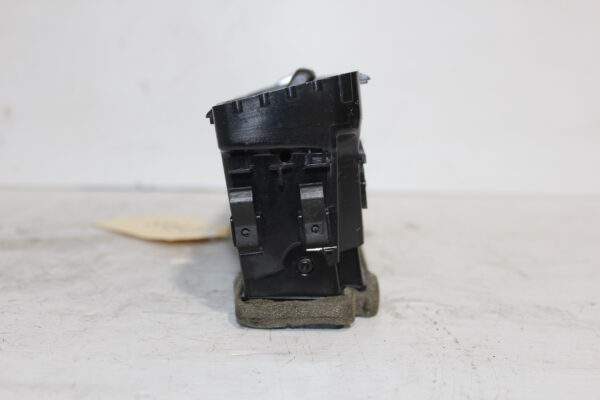 Audi 8R Q5 SQ5 Centre Dashboard Air Vent 8R2 820 951 G