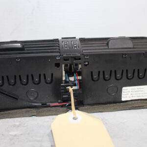Audi 8R Q5 SQ5 Centre Dashboard Air Vent 8R2 820 951 G - Image 4