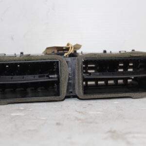 Audi 8R Q5 SQ5 Centre Dashboard Air Vent 8R2 820 951 G - Image 3