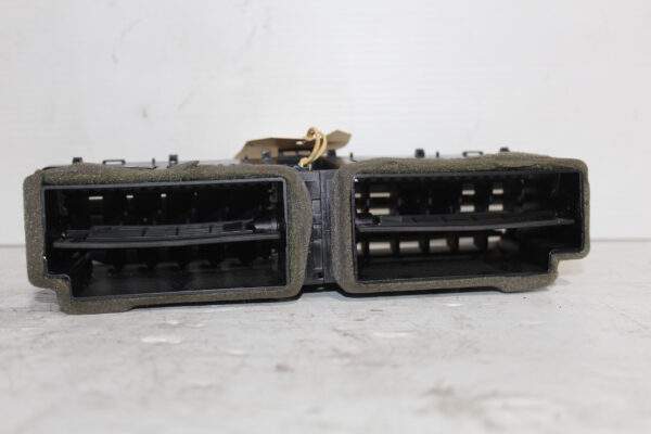 Audi 8R Q5 SQ5 Centre Dashboard Air Vent 8R2 820 951 G