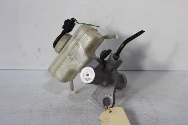 Audi 8T 8F A5 Brake Master Cylinder 8K0 611 301 A