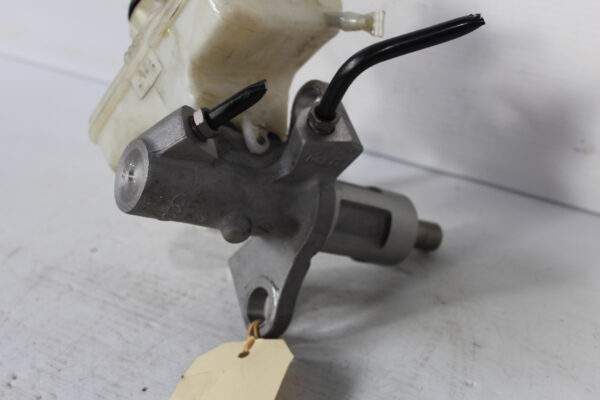 Audi 8T 8F A5 Brake Master Cylinder 8K0 611 301 A