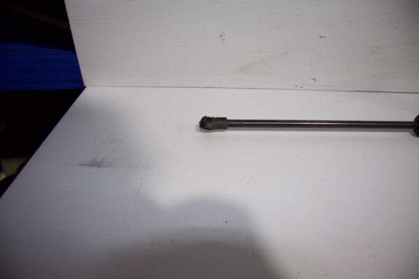 Volkswagen Golf Mk7 TSI GTi R Rear Tailgate Bootlid Gas Strut 5G6 827 550 C