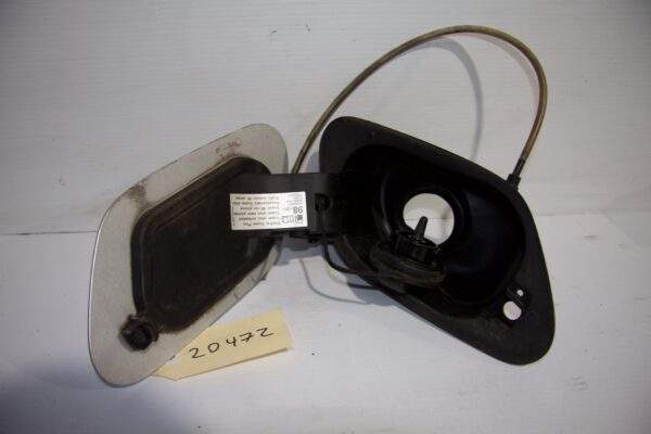 Volkswagen Mk7 Golf Fuel Filler Flap Assembly SILVER 5G0 809 857