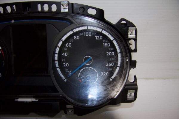 Volkswagen Golf Mk7 Instrument Cluster Speedometer 5G1 920 758 B