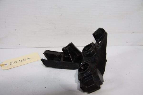 Volkswagen Golf MK7 Rear Right Drivers Side Bumper Bracket 5G6 807 394 A