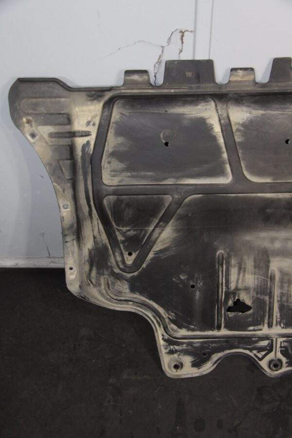 Volkswagen Golf Mk7 Engine Splash Shield Under Tray 5Q0 825 236