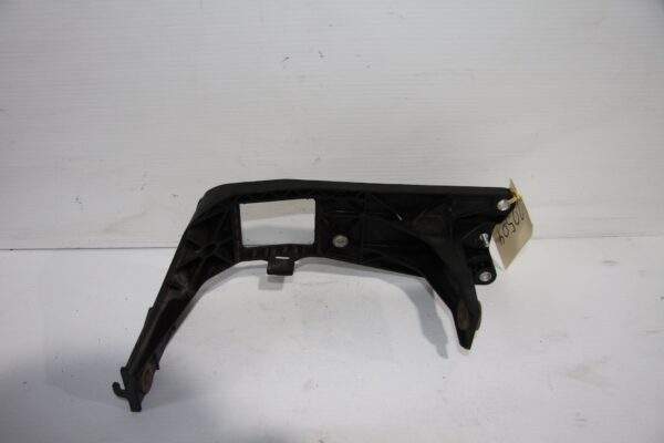 Audi 8V A3 S3 Right Drivers Side Radiator Support Bracket 5Q0 121 093 FD
