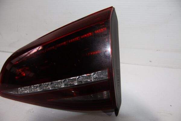 Volkswagen Golf MK7 Right Drivers Side Inner Tail Light Lamp 5G0 945 308 E
