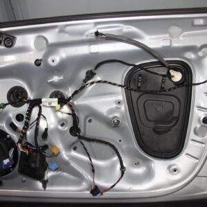 Volkswagen Golf MK7 Front Right Drivers Side Door Shell 5G4831056 - Image 3