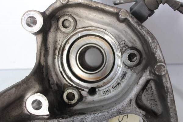 Audi 8V S3 / Volkswagen Mk7 Golf R Rear Right Knuckle Carrier 5Q0 505 436 P