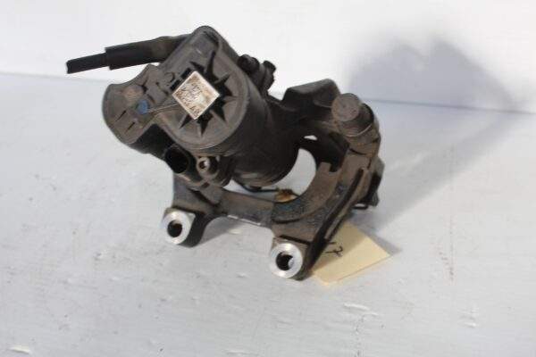Audi 8V S3 / Volkswagen Golf Mk7 R Rear Left Brake Caliper 5Q0 615 405