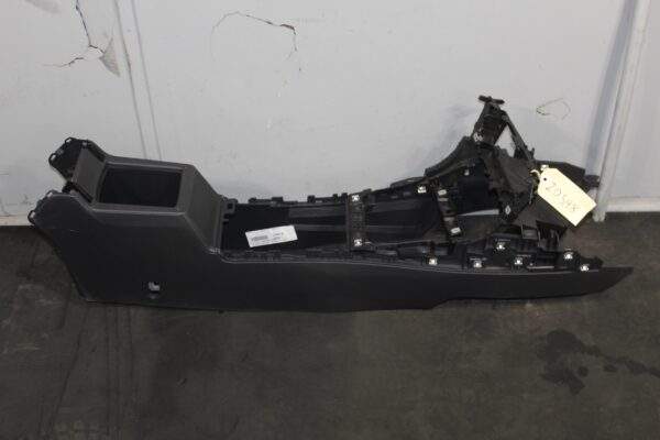 Volkswagen Golf Mk7 TSi GTI R Centre Console 5G2 863 241