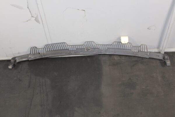 Volkswagen Mk7 Golf Rear Impact Absorber w Entry Antenna 5Q0807863A, 5Q0962131