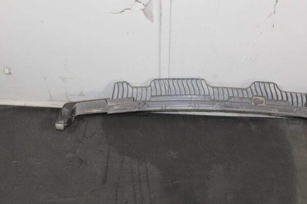 Volkswagen Mk7 Golf Rear Impact Absorber w Entry Antenna 5Q0807863A, 5Q0962131