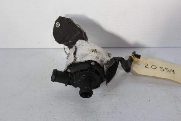 Audi 8V A3 S3 / Volkswagen Mk7 Golf Auxillary Coolant Water Pump 5Q0 965 567 H