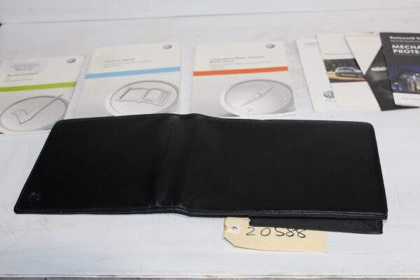 Volkswagen Golf Mk7 R Owners Service Books with Pouch