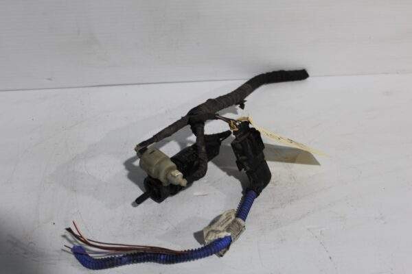 Volkswagen Audi Windscreen Washer Pump 1K6 955 651