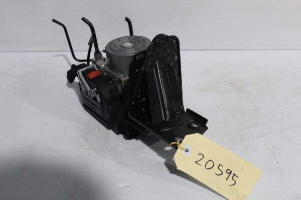 Volkswagen Golf Mk7 R ABS Pump 5Q0 907 379 L