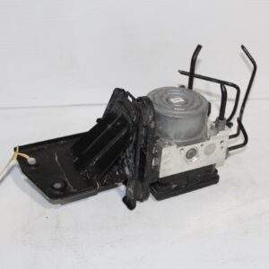 Volkswagen Golf Mk7 R ABS Pump 5Q0 907 379 L - Image 5