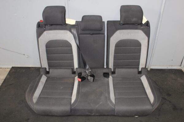 Volkswagen Golf Mk7 R Rear Fabric Seats