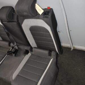 Volkswagen Golf Mk7 R Rear Fabric Seats - Image 2