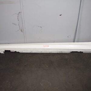 BMW F80 M3 Passenger Left LH Side skirt Sill Mould White