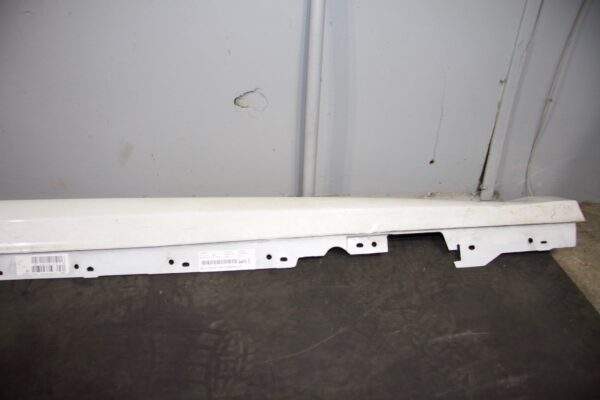BMW F80 M3 Driver Right RH Side skirt Sill Mould White