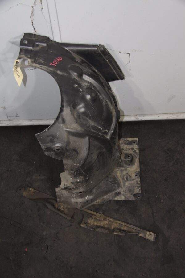 BMW F80 F82 M3 M4 Rear Drivers Right Wheel Guard Liner 51718054276