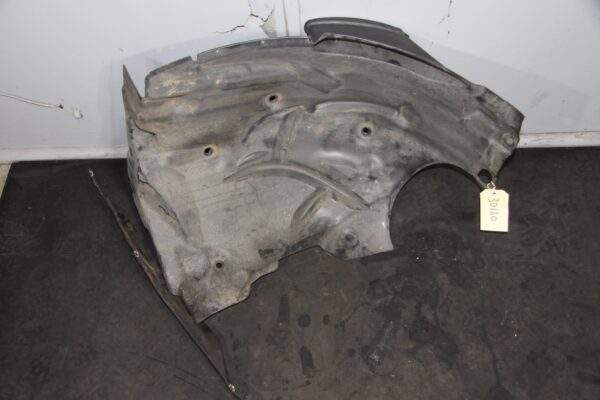 BMW F80 F82 M3 M4 Rear Drivers Right Wheel Guard Liner 51718054276